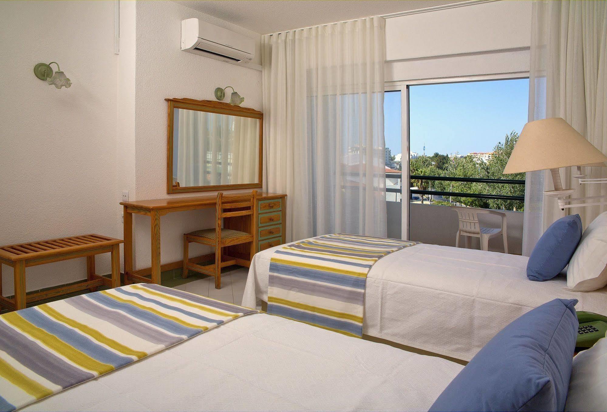 البوفيرا Ourabay Hotel Apartamento - Art & Holidays المظهر الخارجي الصورة